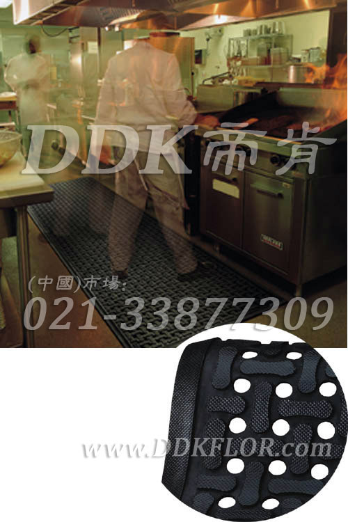 飯店廚房后廚操作間地面鋪什么好_黑色（4）樣板圖片,帝肯(DDK)_4700_798（廚房地面防滑鋪墊材）效果圖,廚房地毯,廚房地膠,廚房防滑地墊,廚房防滑地毯,廚房防滑地磚,廚房防滑墊,廚房地墊,餐廳廚房專用地毯,餐廳防滑地墊,食堂專用防滑地毯,食堂用防滑地墊,食堂防滑墊